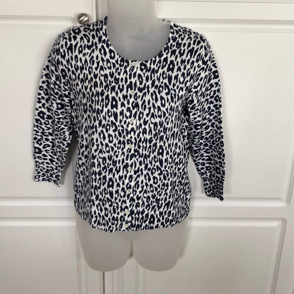 NWT Gap cardigan. Size S